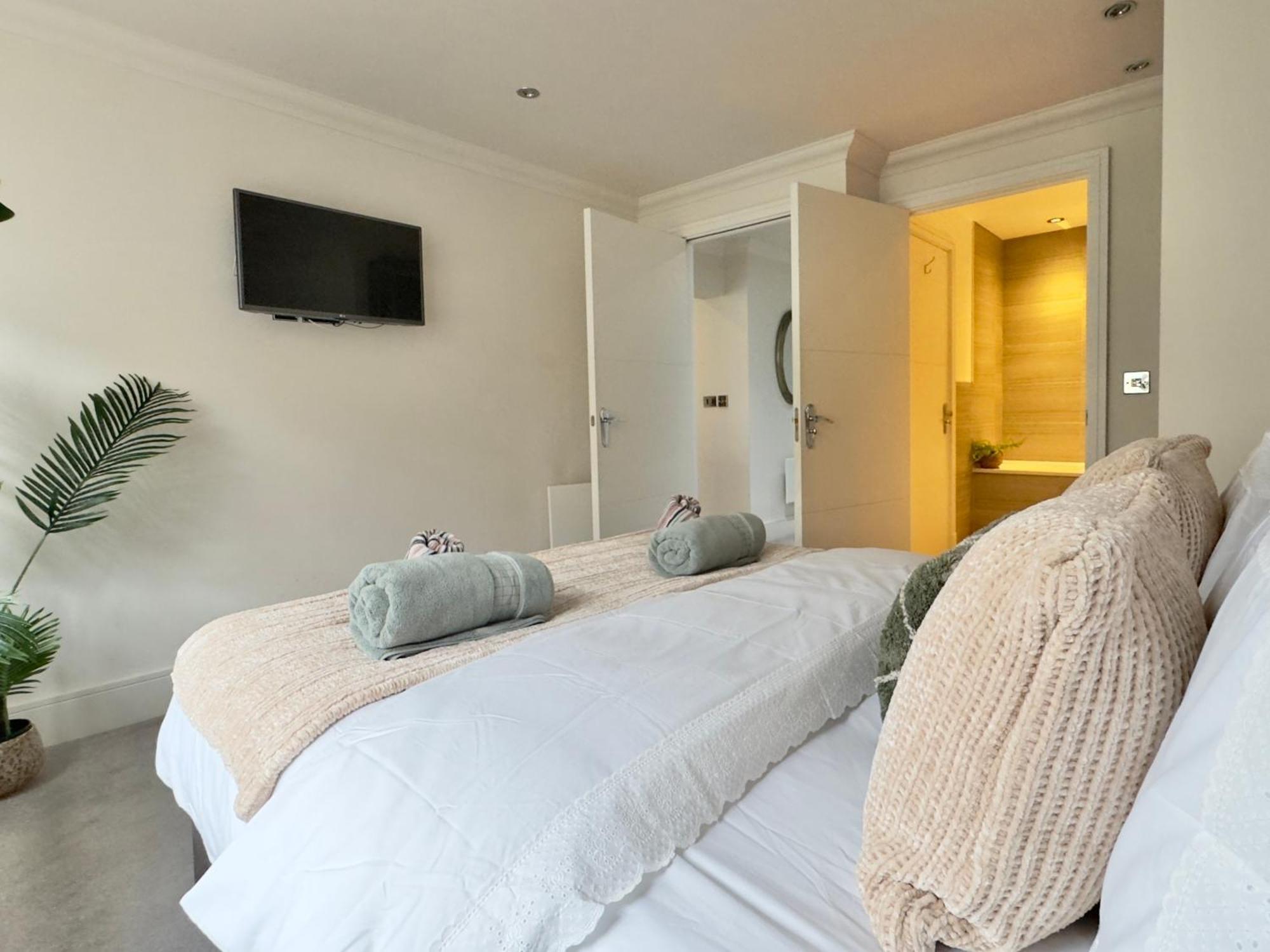 61 Cocoa Suite York Bagian luar foto
