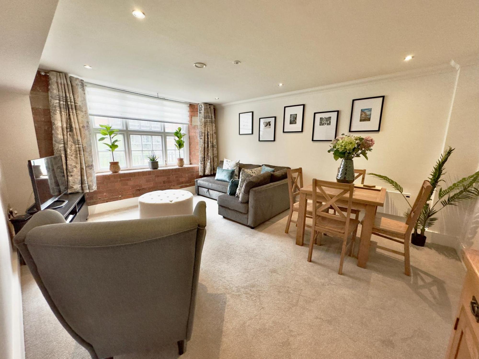 61 Cocoa Suite York Bagian luar foto