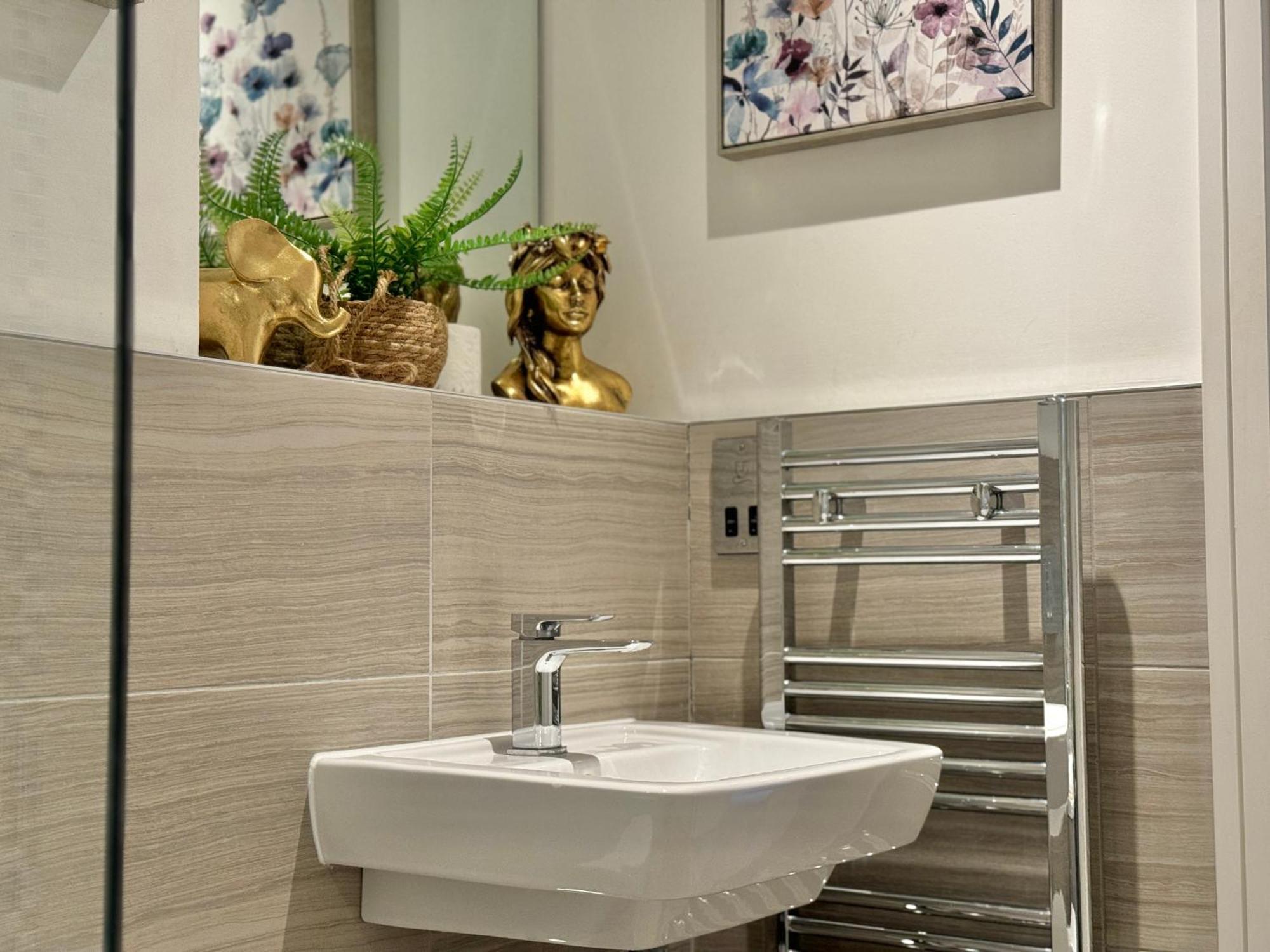 61 Cocoa Suite York Bagian luar foto