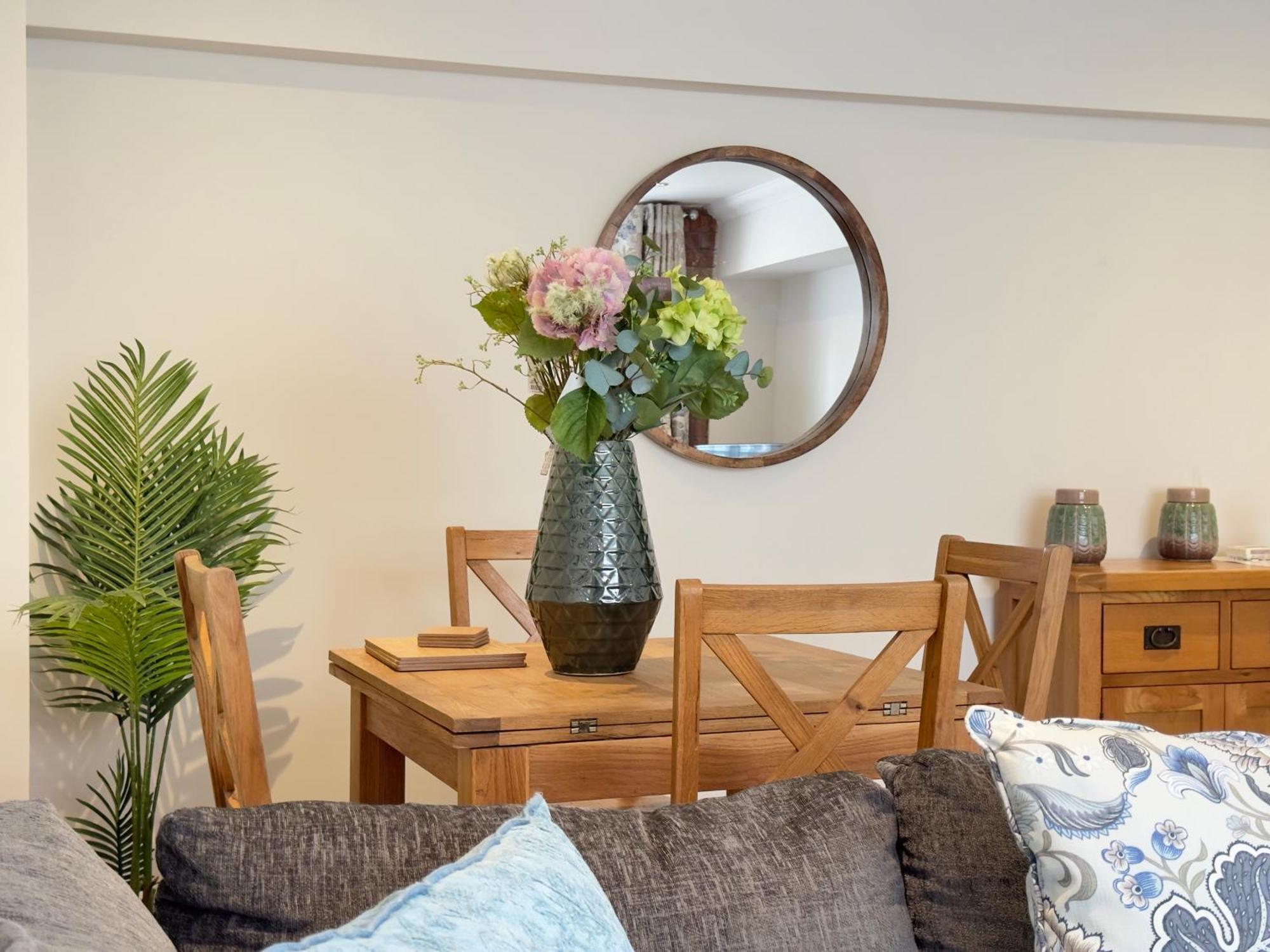 61 Cocoa Suite York Bagian luar foto