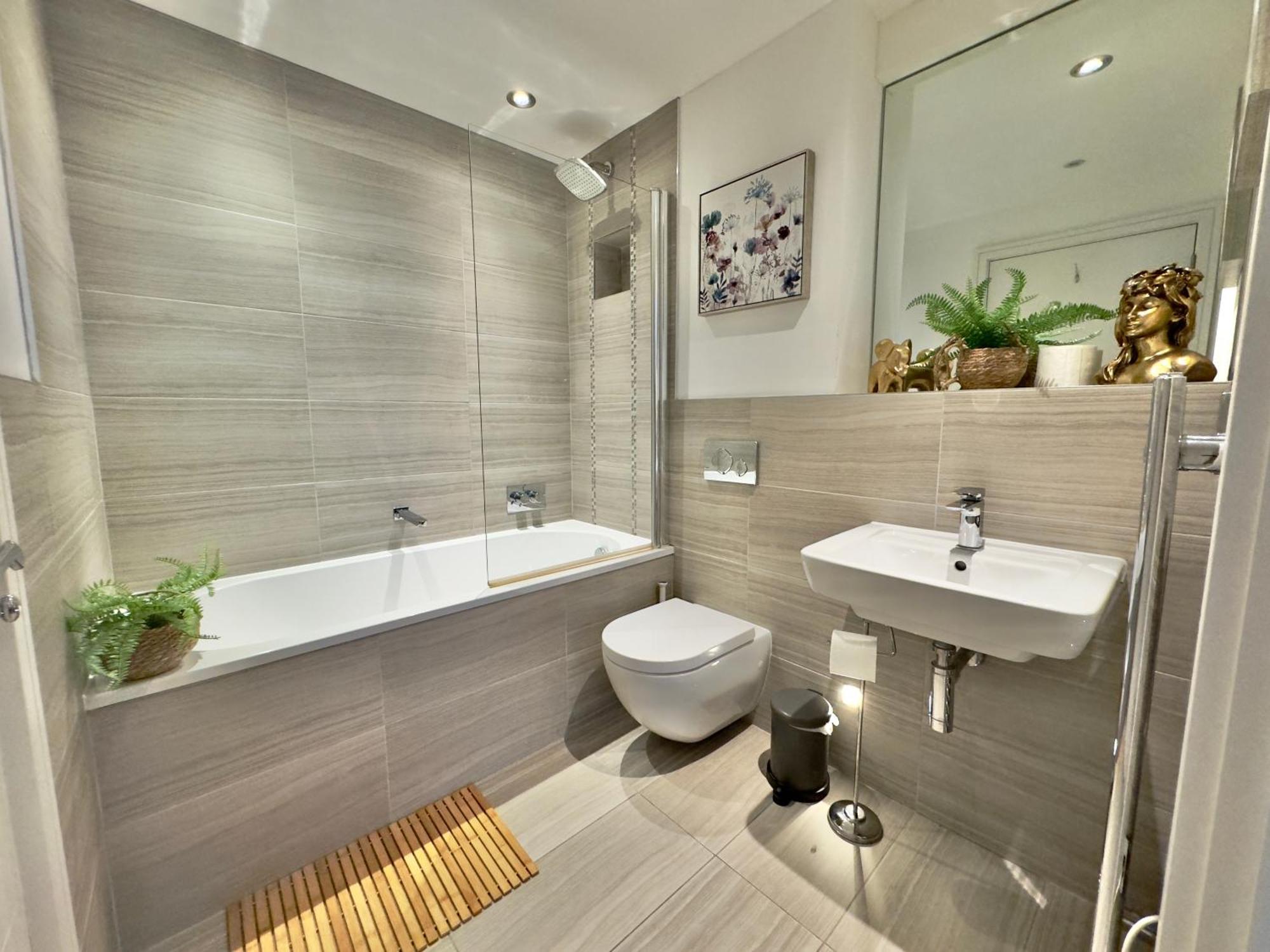 61 Cocoa Suite York Bagian luar foto