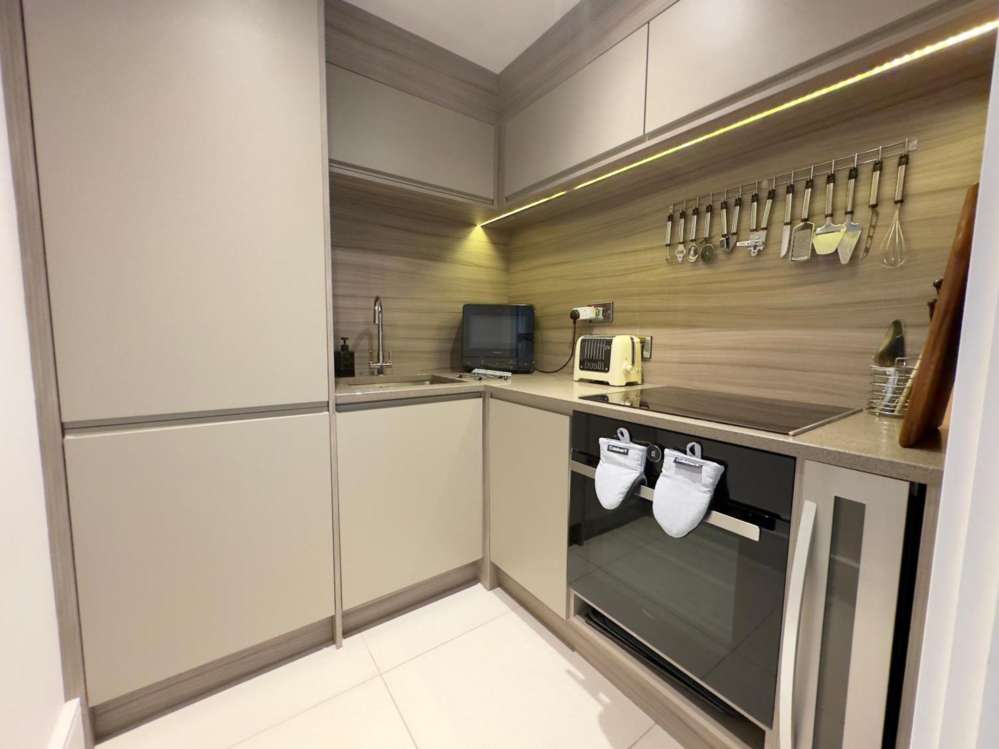 61 Cocoa Suite York Bagian luar foto