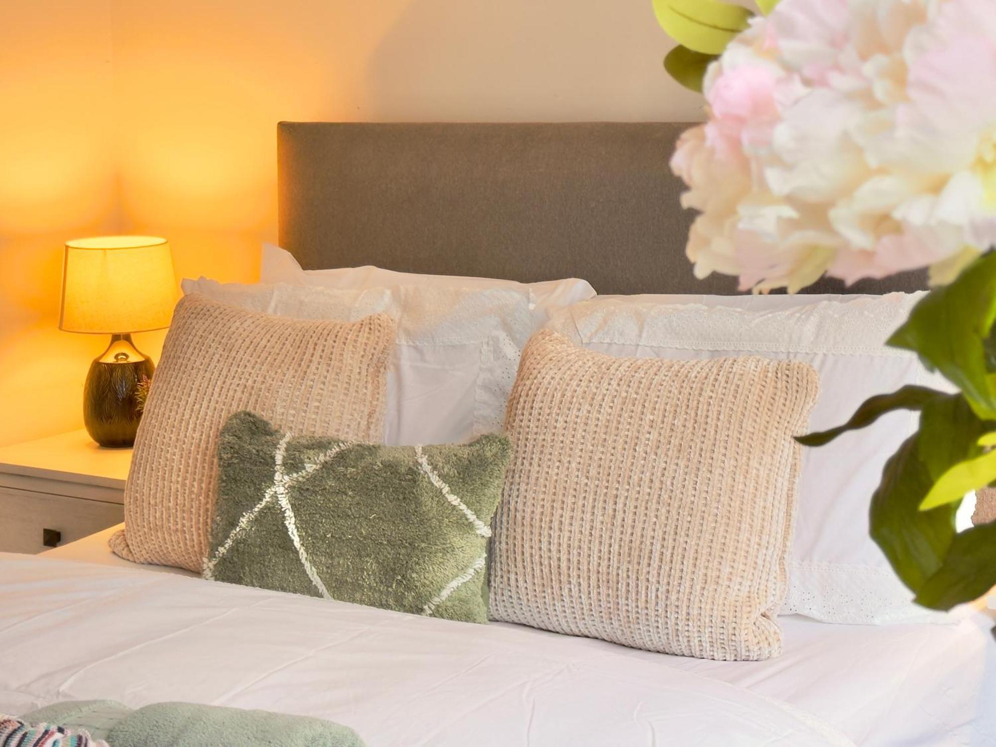 61 Cocoa Suite York Bagian luar foto